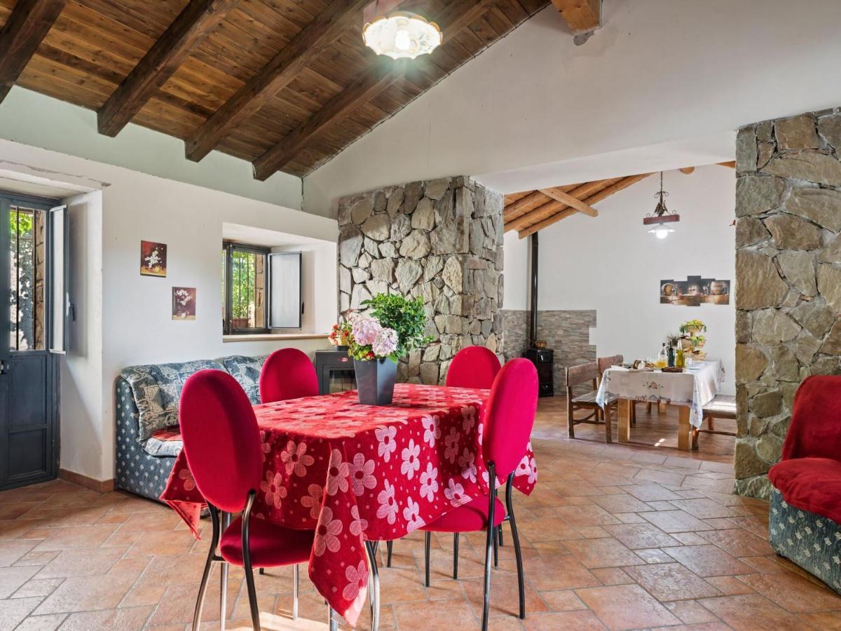 Belvilla By Oyo Casa Otaiti Maniace Room photo